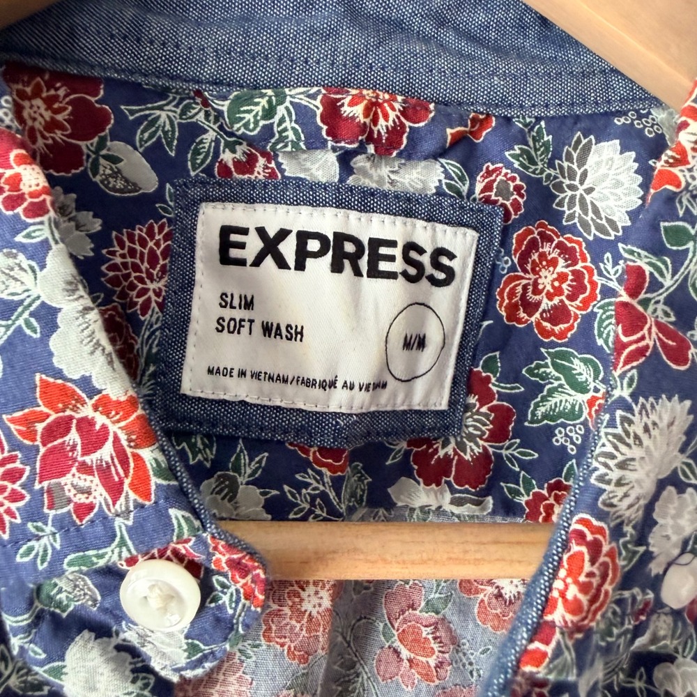 Express Slim Soft Wash Mens Medium Blue Red Floral Long Sleeve Button Down Shirt - Picture 5 of 6